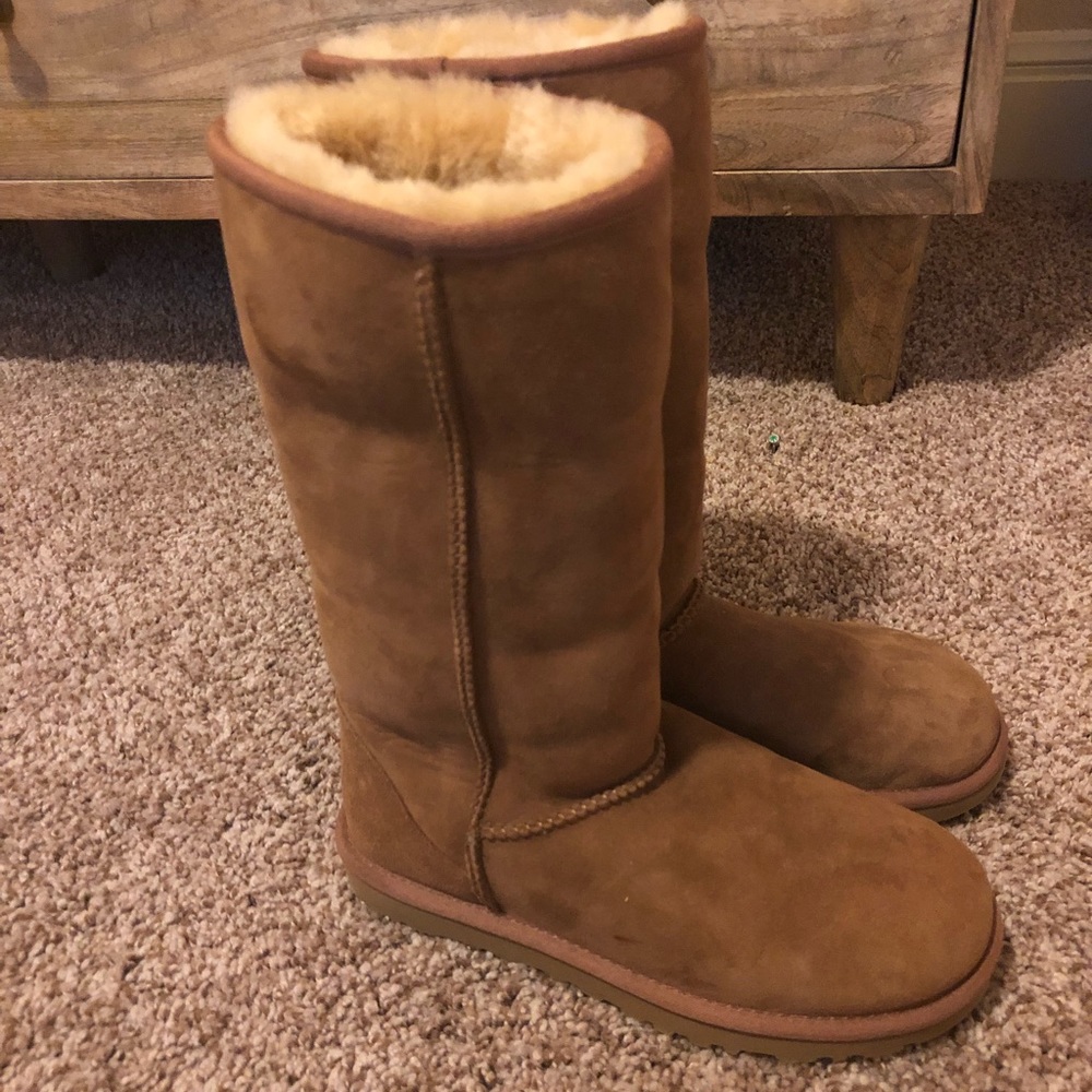 Brown ugg boots